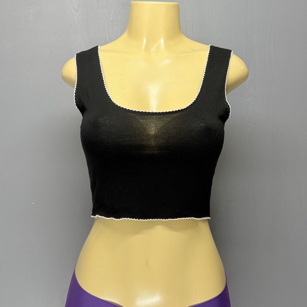 Heart & Hips Cropped Tank Top | Black White Crochet Stitch | Size S